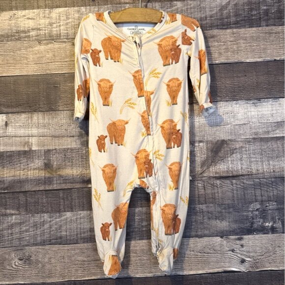 Caden Lane Infant Highland Cow Bamboo Footed Romper 0-3 Months Zippy Sleeper - Picture 1 of 7